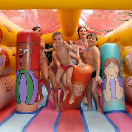 Azzurra Di Gobbi Gestioni Srl