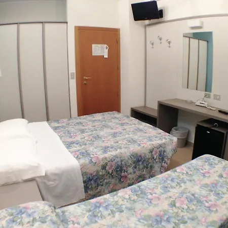 Hotell Azzurra Di Gobbi Gestioni Srl