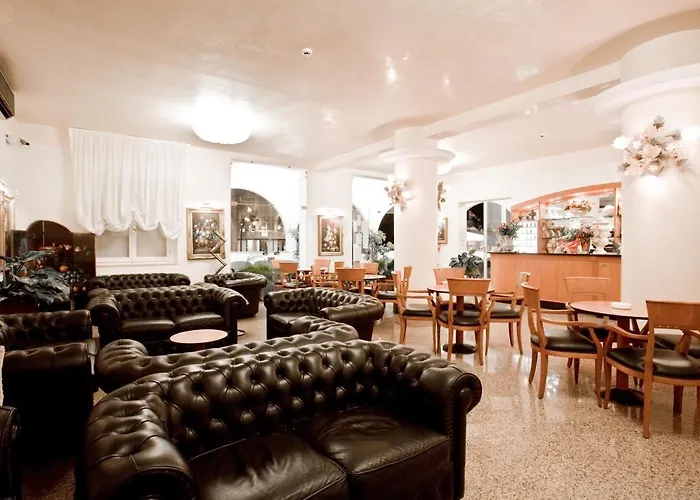 Azzurra Di Gobbi Gestioni Srl